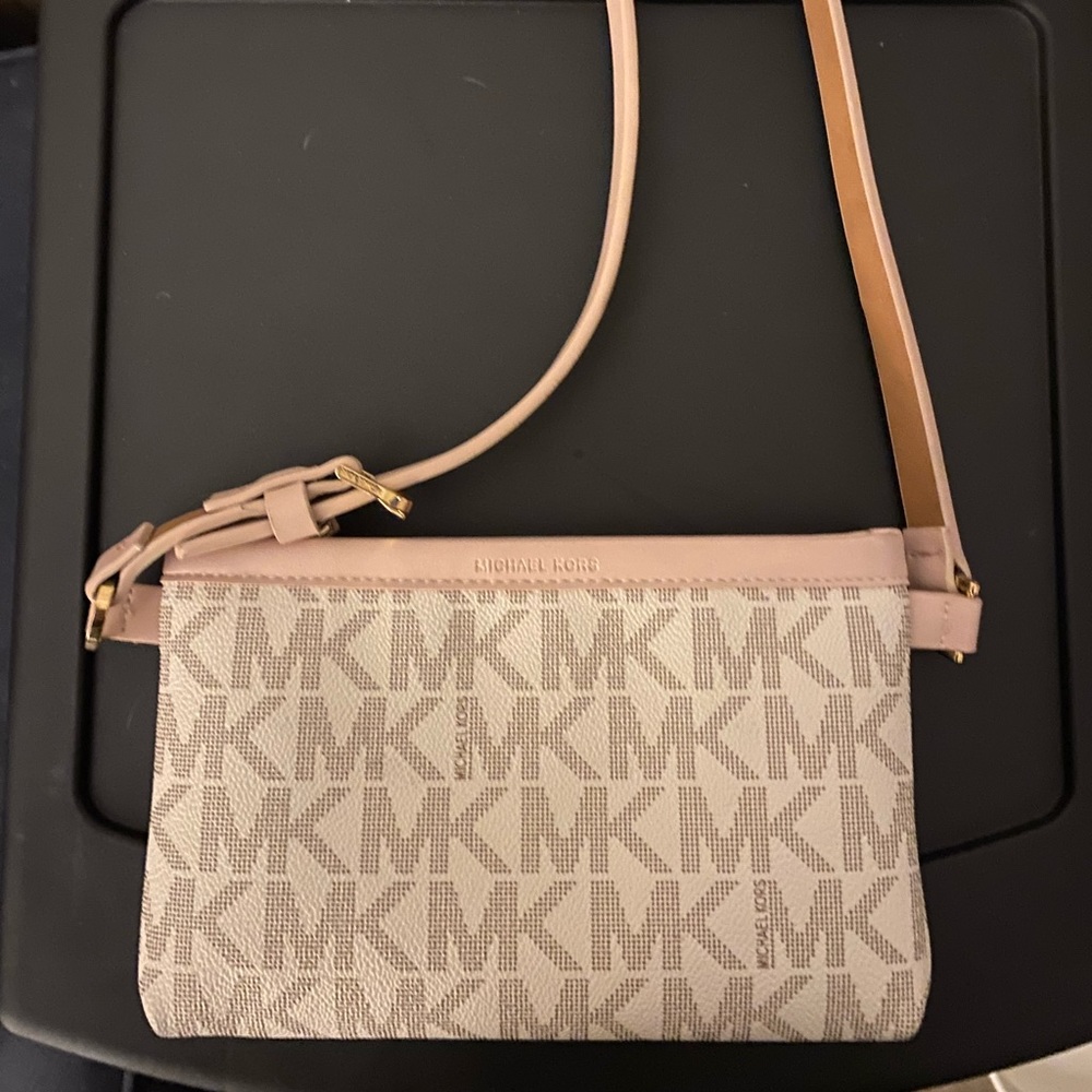 Michael Kors white and pink wristlet/mini purse